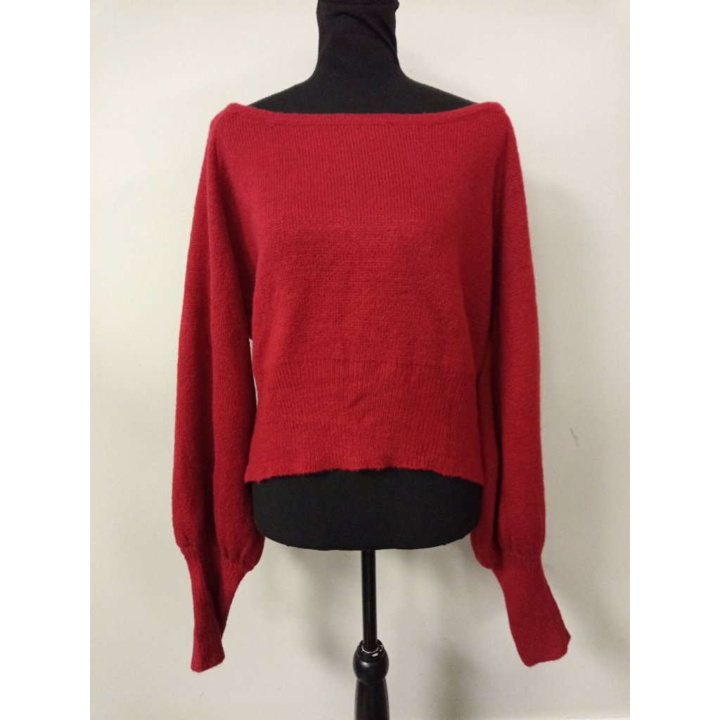 Venus Women's Red Cropped Sweater Size Xl